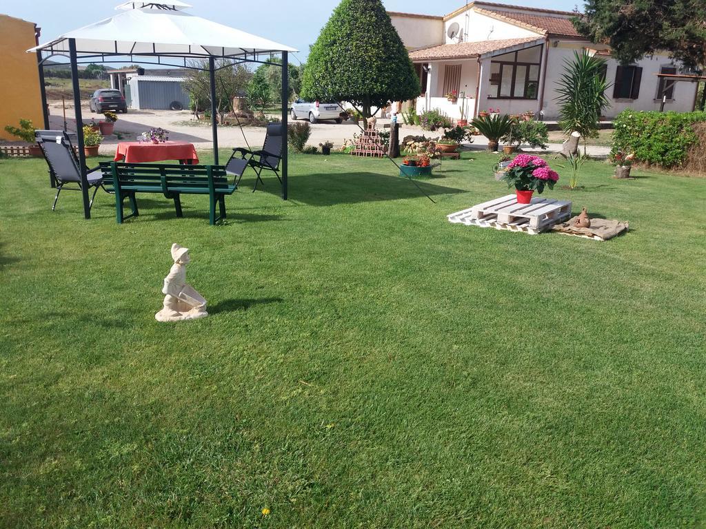 Rita b&b sea sun&nature Santa Maria la Palma Bagian luar foto